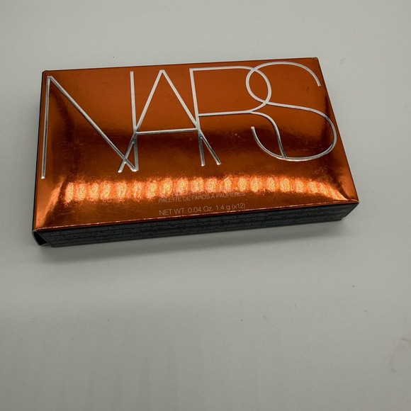 NARS Radiant Eyeshadow Palette - Gold, Pink, Brown Hues - Picture 3 of 3